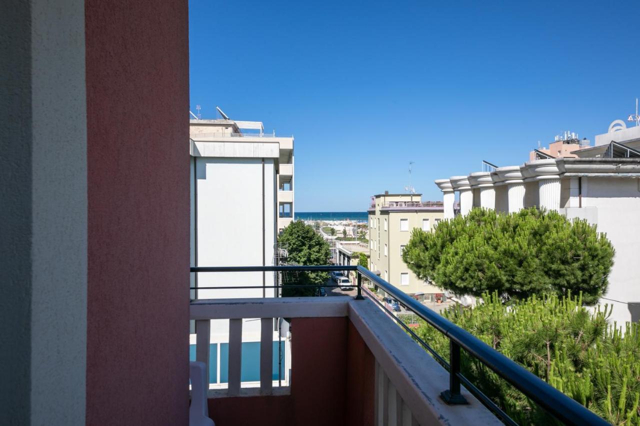 Hotel Sorriso Rimini Exterior foto